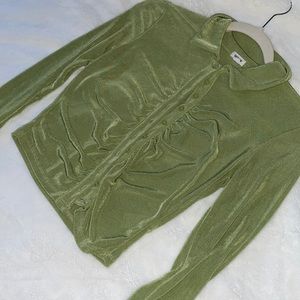 Button up soft green vintage styled top!